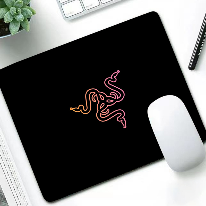 Laptop Accessories Cool - Razer Luxus Mauspad Anime Gamer Schreibtisch